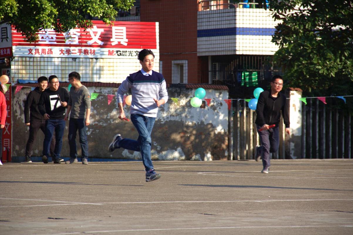 图片5.jpg 2018年元旦联欢会